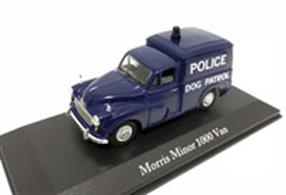 MAG MAG JA04 is a 1/43rd O gauge size diecast model of a British police Morris Minor Dog Van