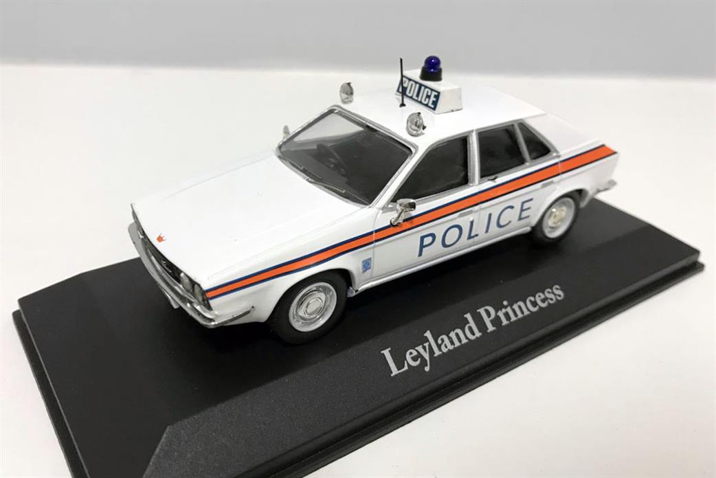 MAG 1/43 MAG JA14 Leyland Princess British Police Car