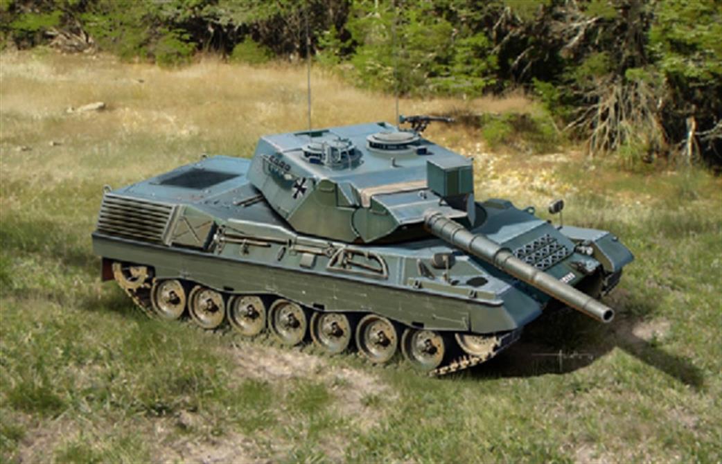 Italeri 1/72 7070 German Leopard 1 A3/A4 MBT