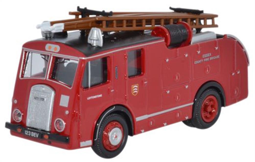 Oxford Diecast 76F8004 Dennis F8 Essex Fire Brigade 1/76