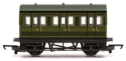 Hornby OO SR 4 Wheel Coach Green R4672RailRoad SR 4 Wheel Coach - R46724-wheel coaches remained in service on some minor branch lines into the 1930's. This model carries the Southern Railway's Olive green livery.Length: 100mm Livery: SR