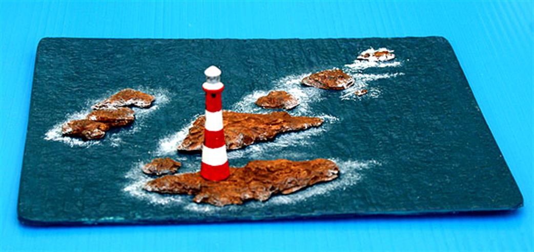 Coastlines CL-L15S Smalls Lighthouse and reef on a sea base 1/1250