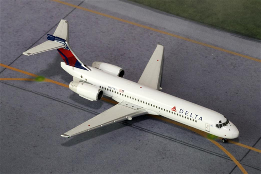 Gemini Jets 1/400 GJDAL1738 Delta Airlines Boeing B717-200 N896AT Airline Model