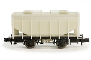 An excellent N gauge model of the steel body bulk grain hopper wagon, a design developed in the 1930'sIn Unpainted Livery