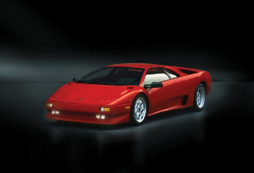 Italeri 1/24 3685 Lamborghini Diablo Supercar Kit