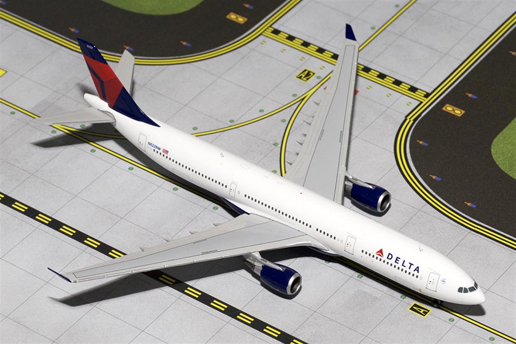 Gemini Jets 1/400 GJDAL1518 Delta Airlines Airbus A330-300 Airliner Model