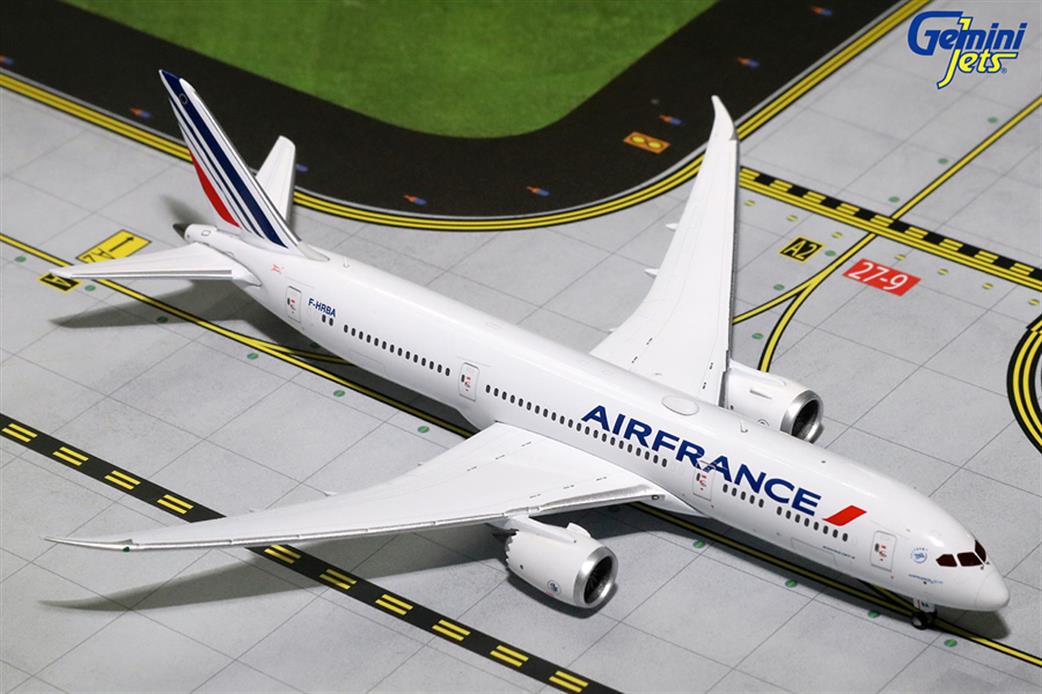 Gemini Jets 1/400 GJAFR1602 Air France Boeing B787-9 F-HRBA Diecast Aircraft Model