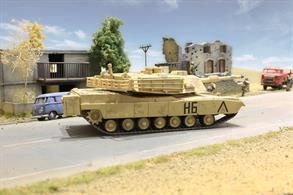 Waltersons 1/72 Bantamweight US MBT M1A1 Abrams WT-322015AWaltersons have really pulled out all the stops with this awesome little 1/72 scale US MBT M1A1 Abrams tank. Not only does it work as an RC Tank, you can also stage mock battles at home!