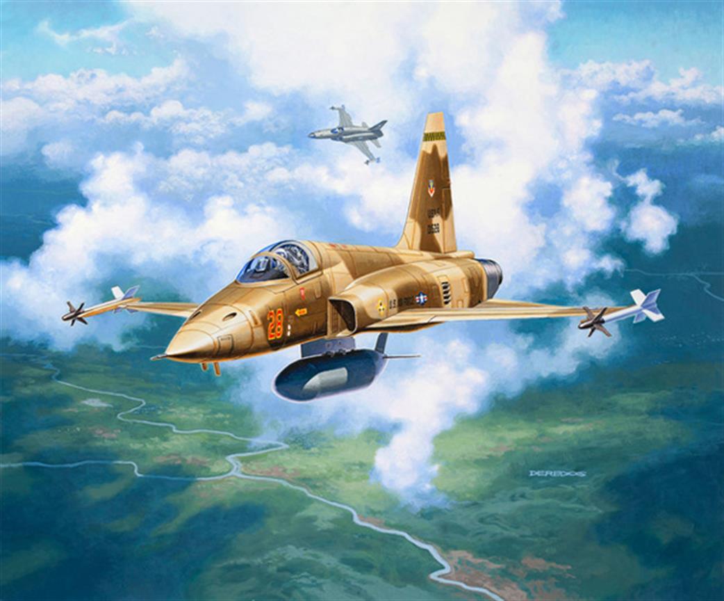 Revell 1/144 03947 F-5E Tiger Kit