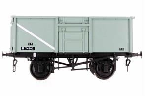 Dapol O Gauge model of British Railways diagram 1/108 16 ton welded steel body mineral wagon B74562 with top flap doors.This detailed model of the BR standard 16 ton mineral wagon is finished in early 1950s blue/grey livery.