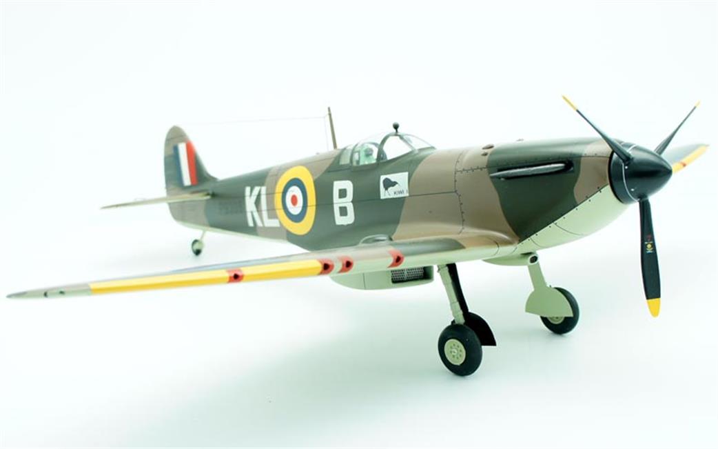 Bravo Delta 1/28 BD181CC Spitfire Mk.1 P9398/KL-B F/O Al Deere 54 Sqn Clear Canopy Gear Down