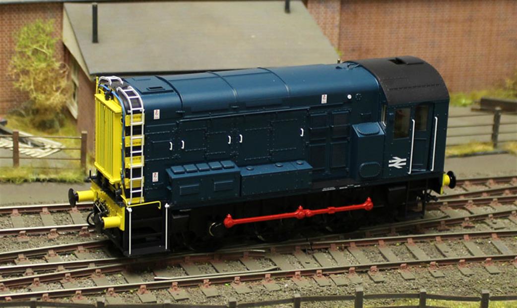 Dapol 7D-008-002U BR Class 08 Shunter BR Blue With Wasp Stripes UnNumbered O Gauge