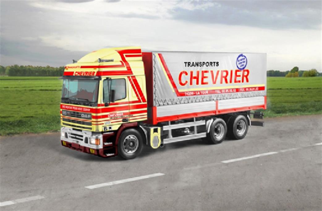 Italeri 1/25 3914 DAF 95 Canvas Truck Kit
