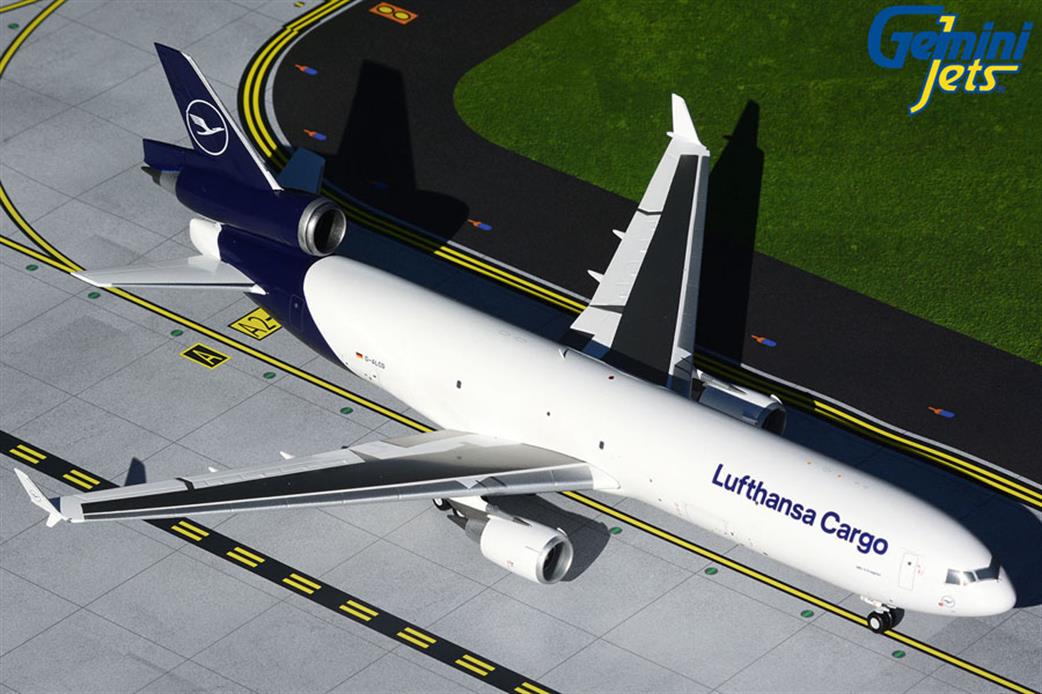 Gemini Jets 1/200 G2DLH804 Lufthansa Cargo MD-11F D-ALCD New Livery Aircraft Model