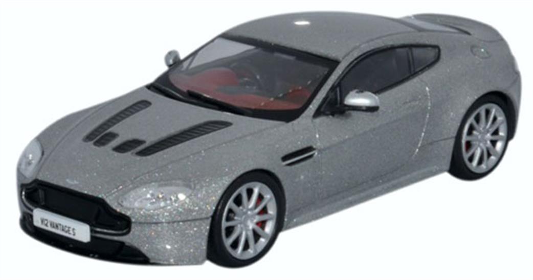 Oxford Diecast 1/43 AMVT002 Aston Martin V12 Vantage S Lightning Silver