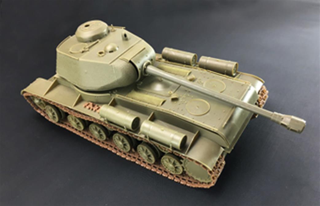 Bronco Models 1/35 CB35122 WW2 Russian Heavy Tank KV-122