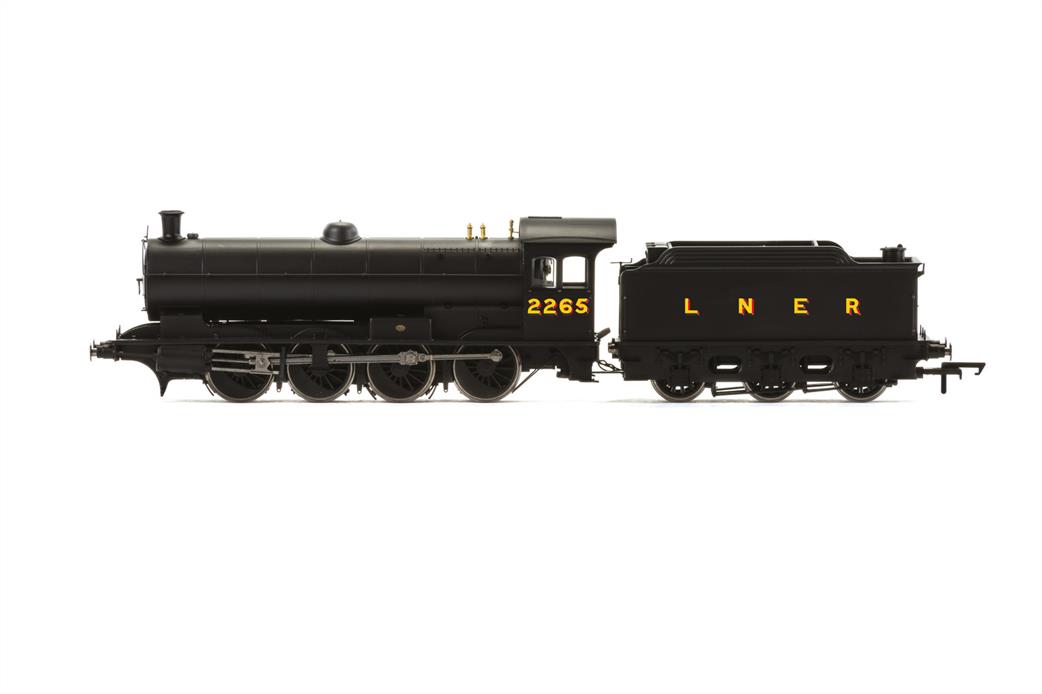 Hornby OO R3541 LNER 2265 Raven Class Q6 0-8-0 Heavy Goods Engine LNER Black