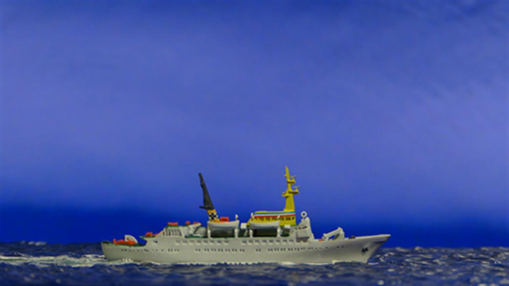 Risawoleska 1/1250 Ri374d First Lady 1986 KVAG Charter Diecast Ship Model