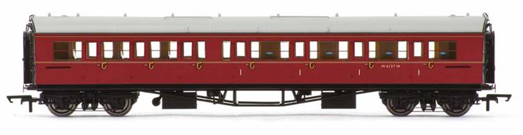 Hornby R4767 OO Gauge BR ex-GWR Collett 'Bow Ended' Standard 57' Corridor Composite Coach Right Hand Corridor BR Maroon LiveryDimensions - Length 242mm.Separate hand rails, high detail
