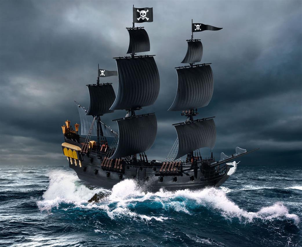 Revell 05499 Black Pearl Pirate Ship Kit 1/150
