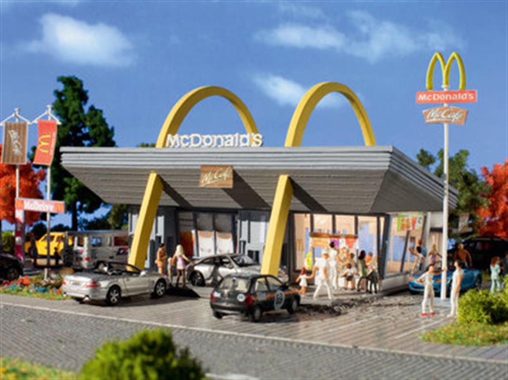 Vollmer OO/HO 43634 McDonalds McDrive Restaurant Kit