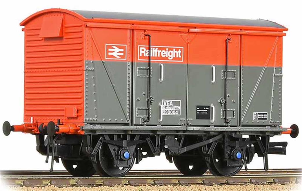 Bachmann OO 38-883 BR Railfreight 12 Ton VEA Vanwide Railfreight Grey & Flame Red