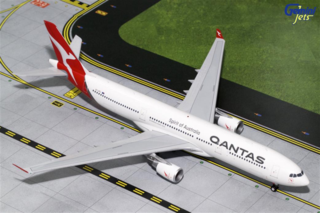 Gemini Jets 1/200 G2QFA647 Qantas Airbus A330-300 Airliner