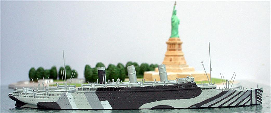 CM Models CM-P38 Justica in dazzle camouflage as a troopship in 1917 1/1250