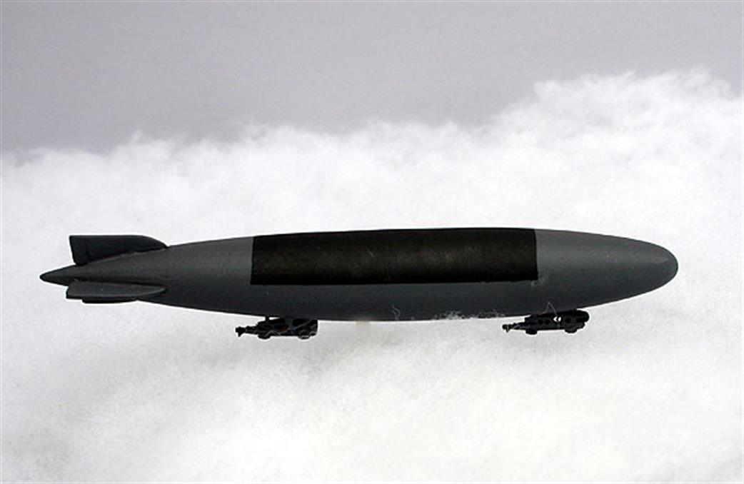 Coastlines 1/1250 CL-AS04 Zeppelin P-class airship, LZ77, 1916