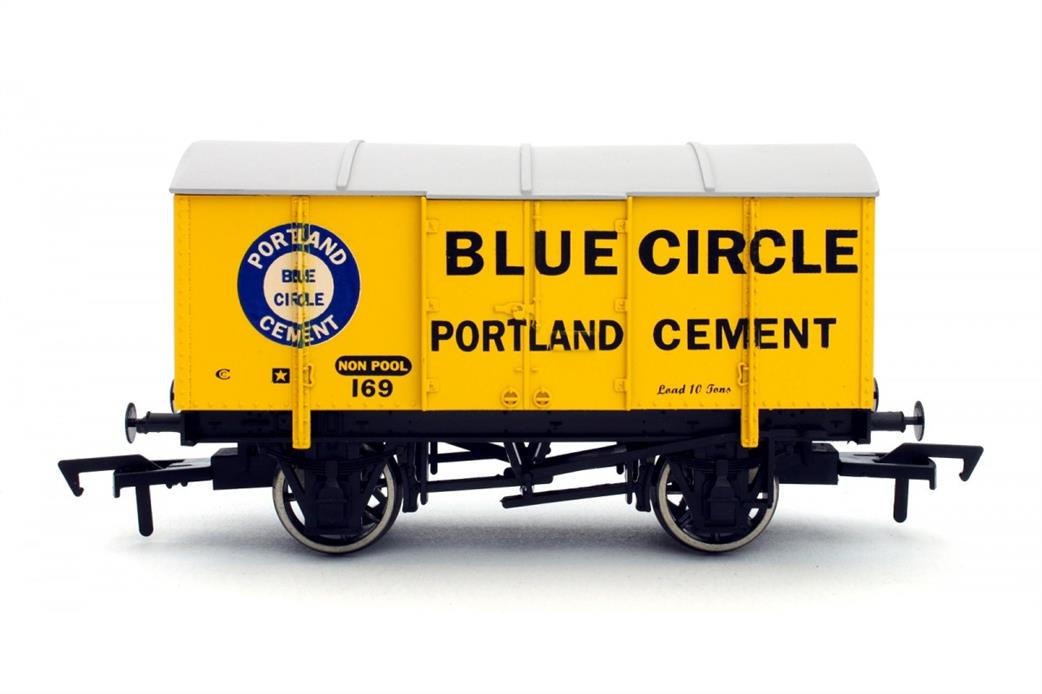 Dapol OO 4F-013-038 Blue Circle Portland Cement Iron Box Van Weathered