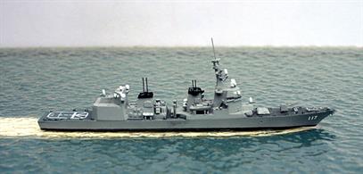 A 1/1250 scale metal waterline model of Suzutsuki, an anti-submarine frigate of the Japanese Maritime Defence Force from 2014 onwards.