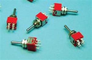 Pack of 5 DPDT Sub Miniature double-pole 3-position switches with centre off position.ON/OFF/ON (H 8.64 x W 8.13 x D 9.14mm)