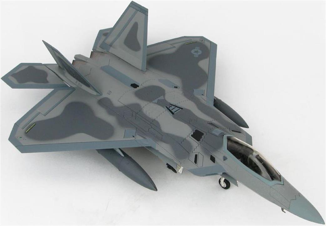 Hobby Master 1/72 HA2818 Lockheed F-22 Raptor AF 10194, 94th FS, 1st FW, Langley AFB, Virginia