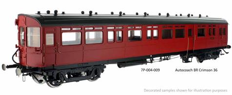 The Dapol O gauge GWR autocoach or trailer is a model of the GWR diagram N coaches numbers 36 to 41 built in 1907. These 59'6" driving trailer coaches remained in service until 1956/7 working with 48xx/14xx and 64xx class locomotives.This model of car W36 is finished in British Railways plain crimson livery, which came out as more of a carmine red colour than crimson. The lining of local (suburban) stock was discontinued in 1952, while in July that year Swindon was officially instructed that autotrailers were to be outshopped in plain all-over crimson.