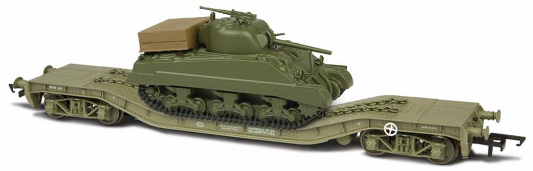 Oxford Rail OO OR76WW006B Warwell A Wagon with Sherman Tank Weathered