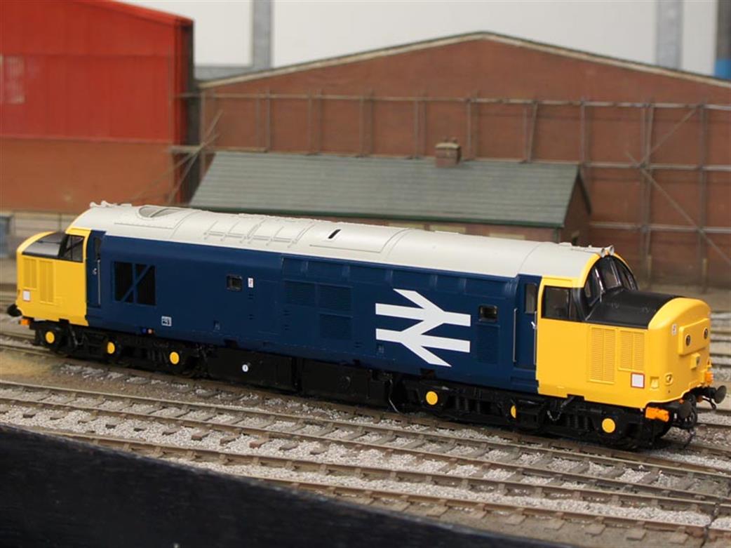 Heljan O Gauge 3741 BR Class 37/4 Large Logo Blue Livery Model