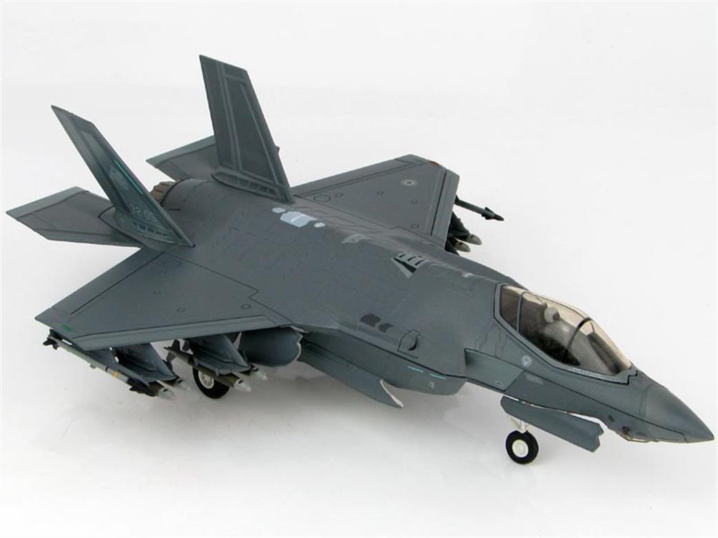 Hobby Master 1/72 HA4415 Lockheed Martin F-35A Lightning II 100 ANNI XIII Gruppo CACCIA Aircraft Model