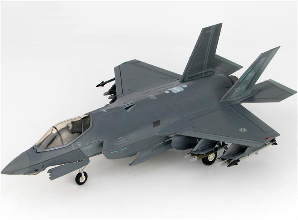 Hobby Master 1/72 HA4416 Lockheed Martin F-35A Lightning II 32-01/MM7332, 32 Stormo, 13 Gruppo, 2015
