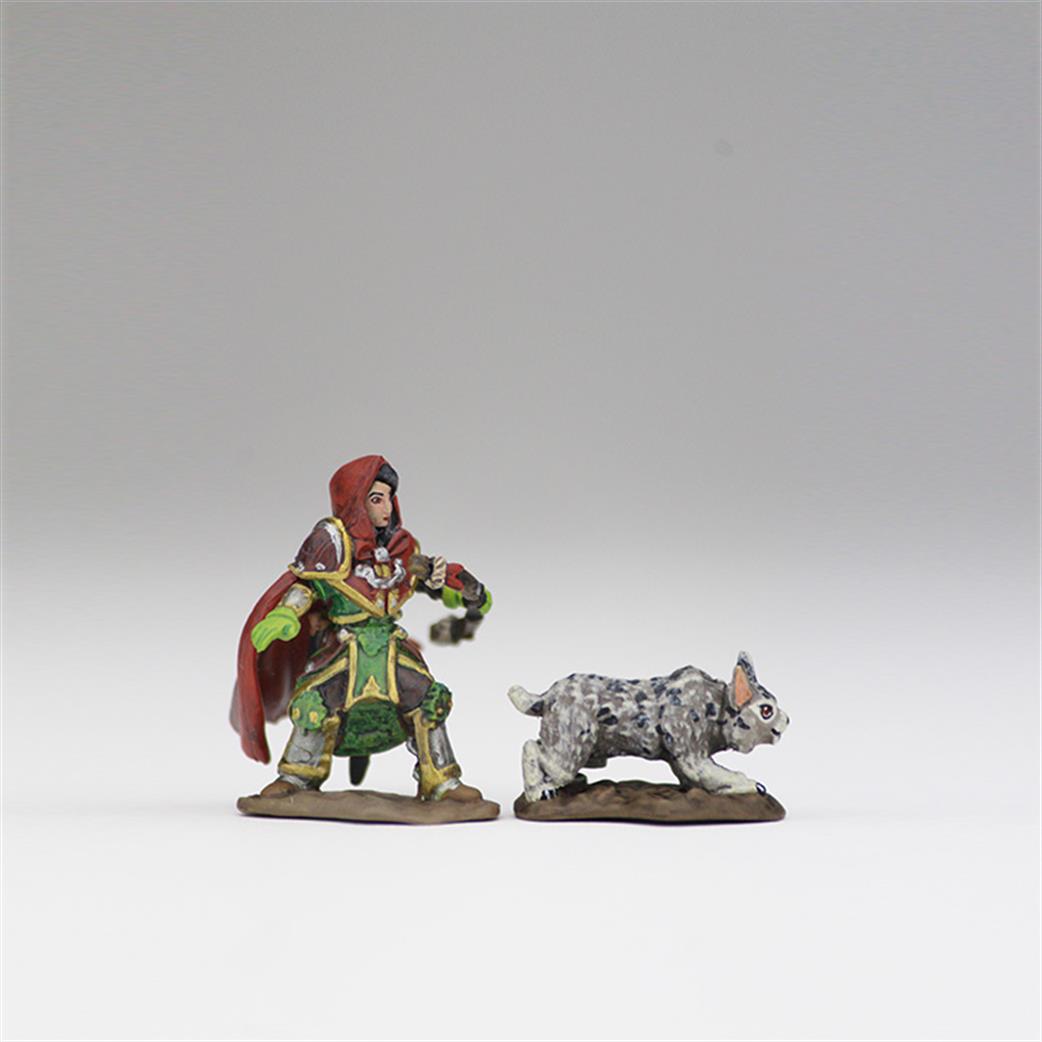 Wizkids  73322 Girl Ranger & Lynx: Wizkids Wardlings Miniatures