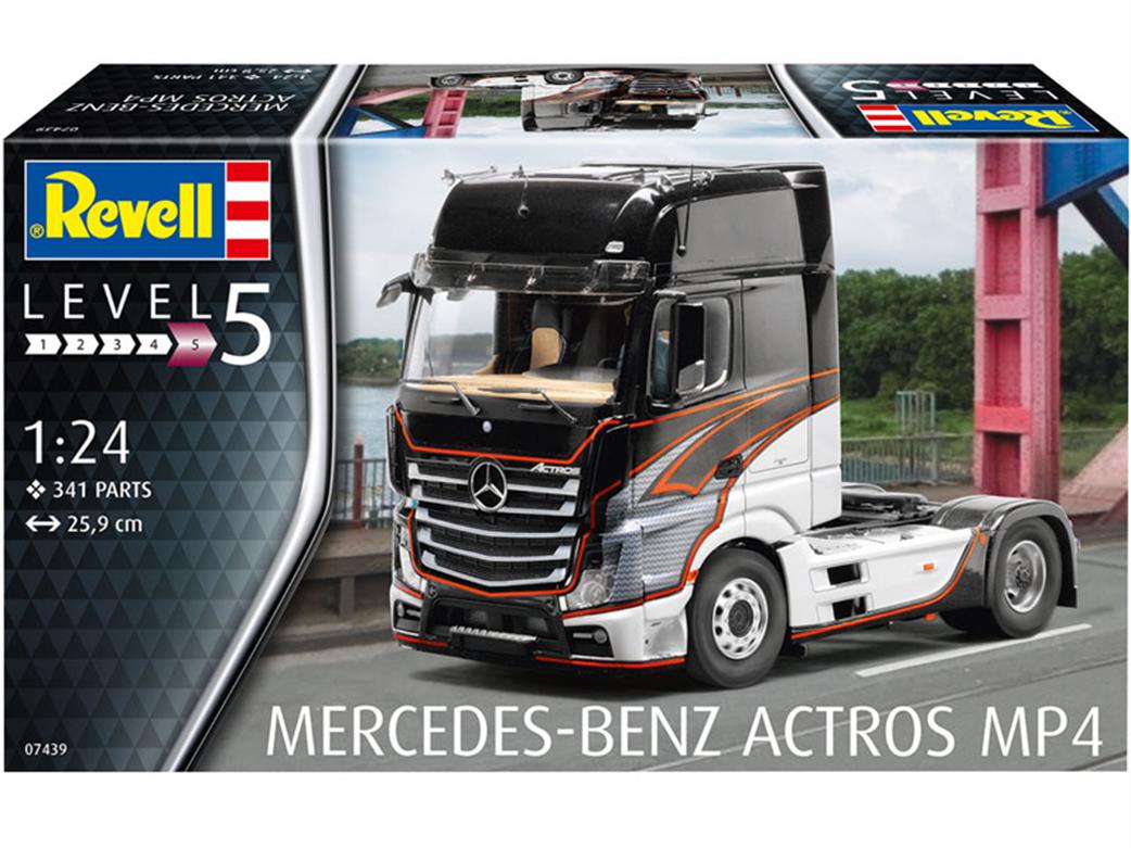 Revell 1/24 07439 Mercedes Benz Actros MP4 Cab Kit