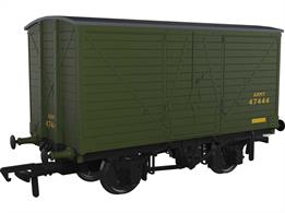 A highly detailed model of the LNWR D88 design covered box van finished in Army green livery as wagon number 47444.Wagons in service with the Army railways were often well maintained, hence the fitting of more modern disc wheelsets.Detail featuresIncurved headstocks, Wooden roof, 3-bolt buffers, Horizontally-planked doors with diagonal straps, Flat-fronted axleboxes, Disc wheels