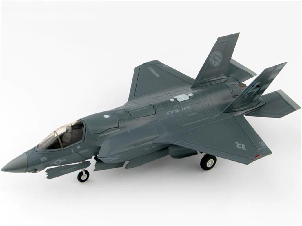Hobby Master 1/72 HA4608 Lockheed Martin F-35B BF-05 Cdr. Nathan Gray HMS Queen Elizabeth 2018