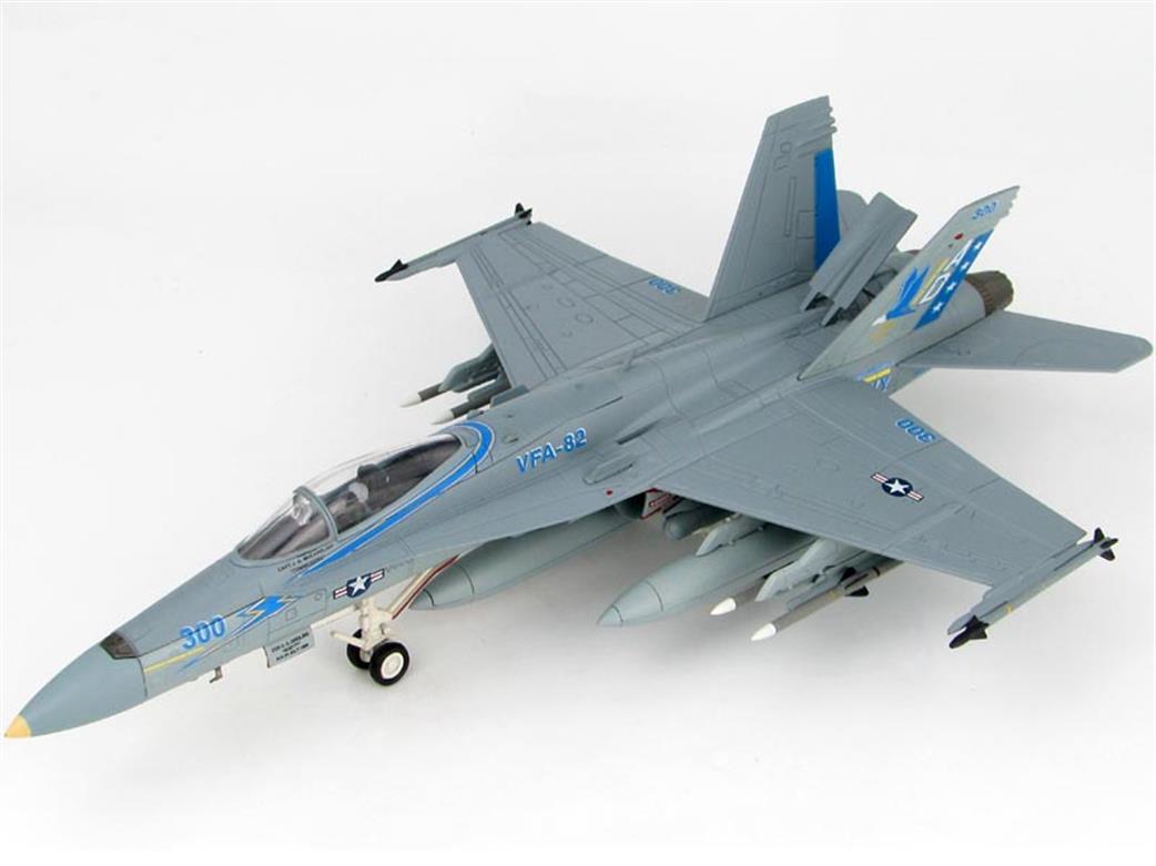 Hobby Master 1/72 HA3539 McDonnell Douglas F/A-18C BuNo163459, VFA-82 CAG, USS America, 2005