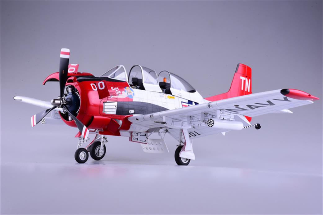 Kitty Hawk 1/32 KH32015 T-28C Trojan USN Trainer Plastic Kit