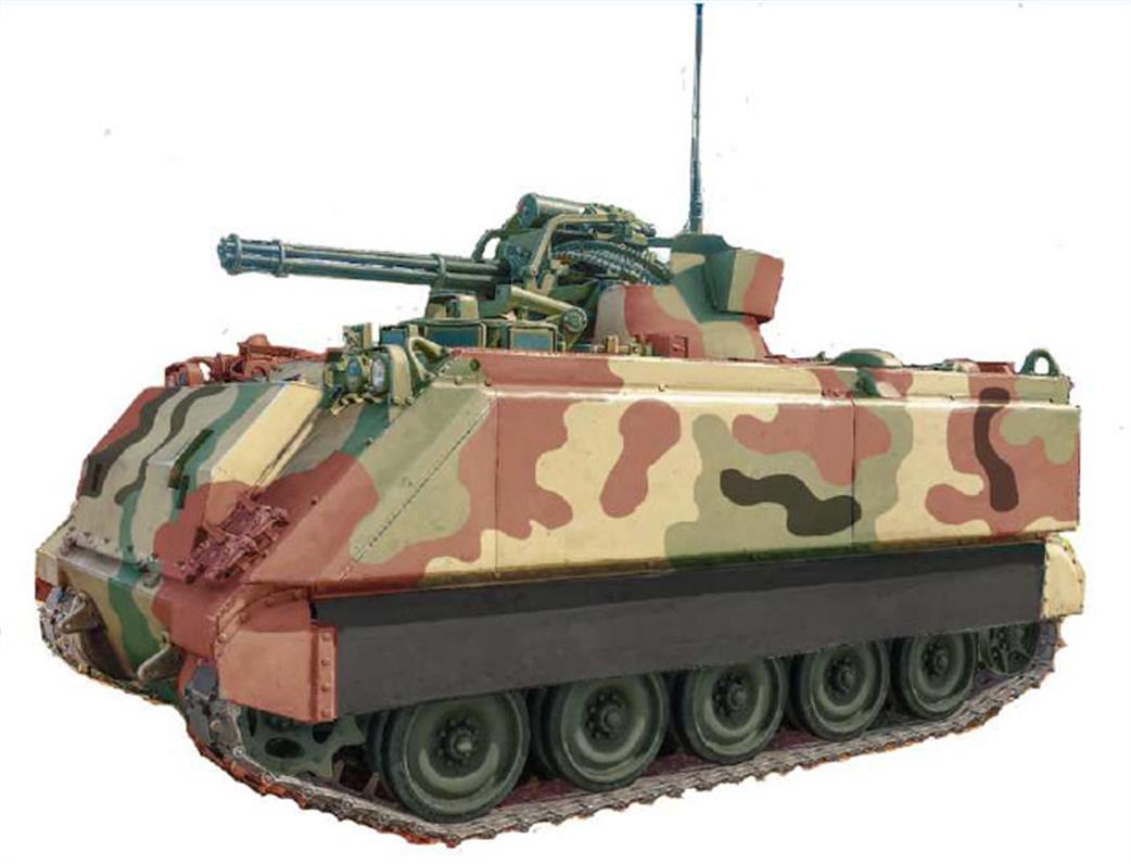 Italeri 1/35 6560 M163 VADS Armoured Personnel Kit