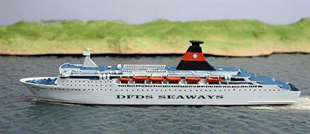 New 1/1250 scale model of Tor Britannia operated by DFDS Seaways in 1982. Model made by Albatros S M AL278A. Overall model length 14.9cm
