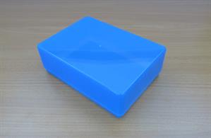 A multi-purpose plastic storage box. Ideal for paint tinlets, small tools etc.166 x 118 x 55mm.