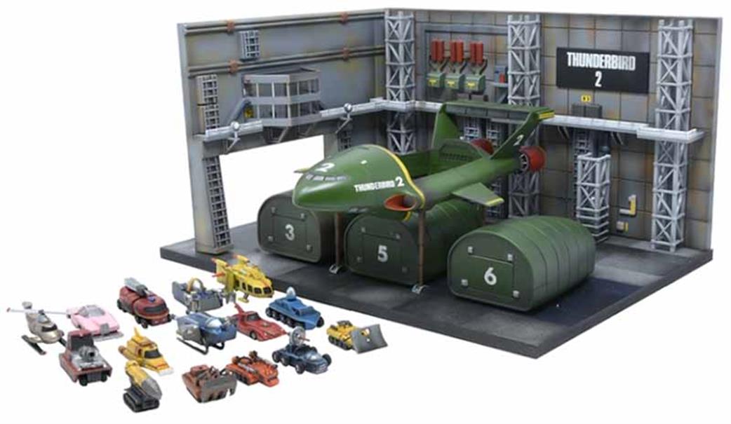 Adventures in Plastic AiP 1/350 AIP10011 Thunderbird 2 Container Dock & Launch Bay Plastic Model Kit
