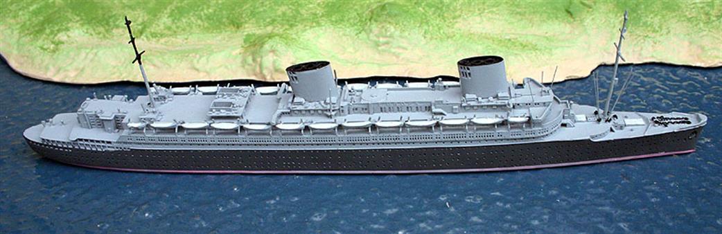 CM Models CM-P1091 USS Europa AP.177 troop transport 1945 1/1250
