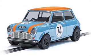 A Mini in Gulf colours! What could be better?! This particular car was raced by Italian F1 driver and ex BTCC champ Gabriele Tarquini at the 2018 Goodwood Revival. Shared with owner Nick Riley this Swiftune powered machine was certainly eye catching in its iconic colours!